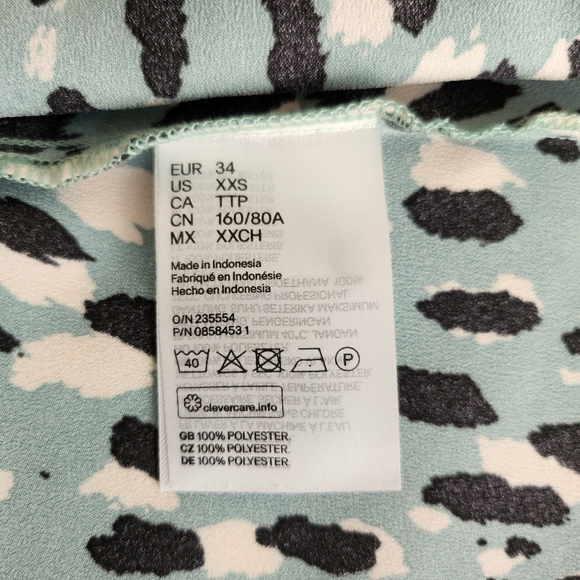 H&M NWT XXS mint green long sleeve dress, midi, white and black polka do… - Picture 7 of 12